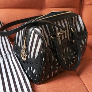 Henri Bendel office bag